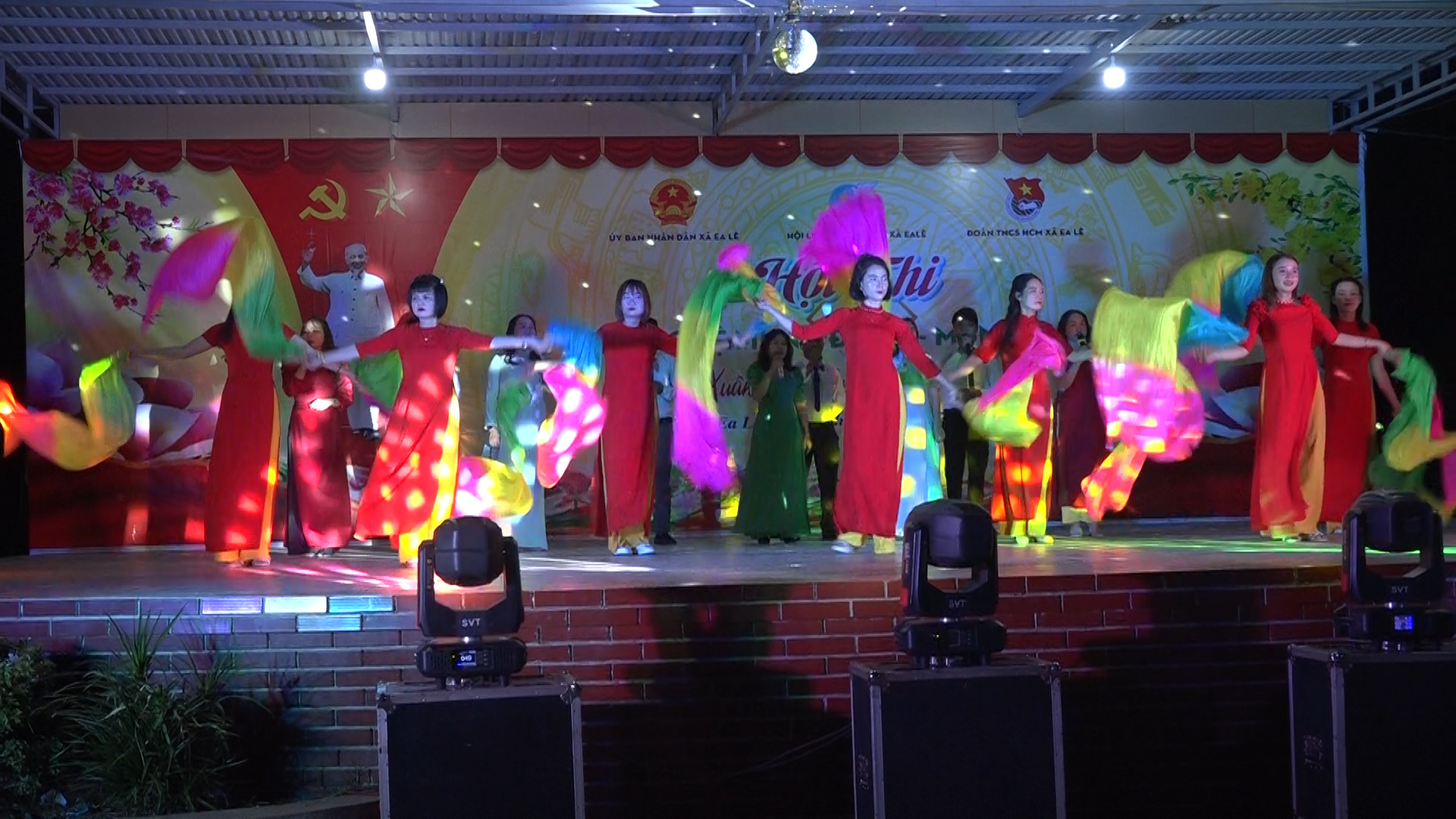 Tiết mục văn nghệ tham dự hội thi (1)